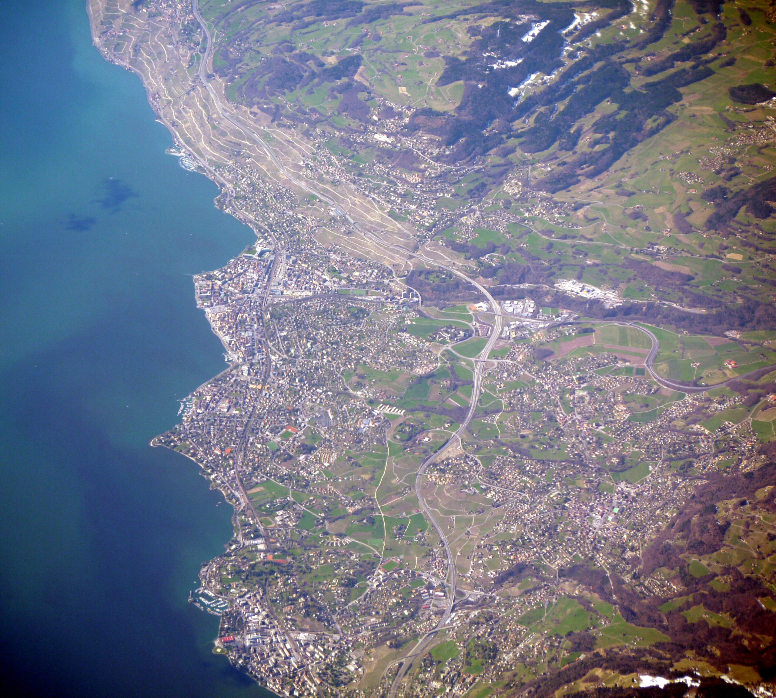 Hintergrundbild DITES-NOUS TOUT !